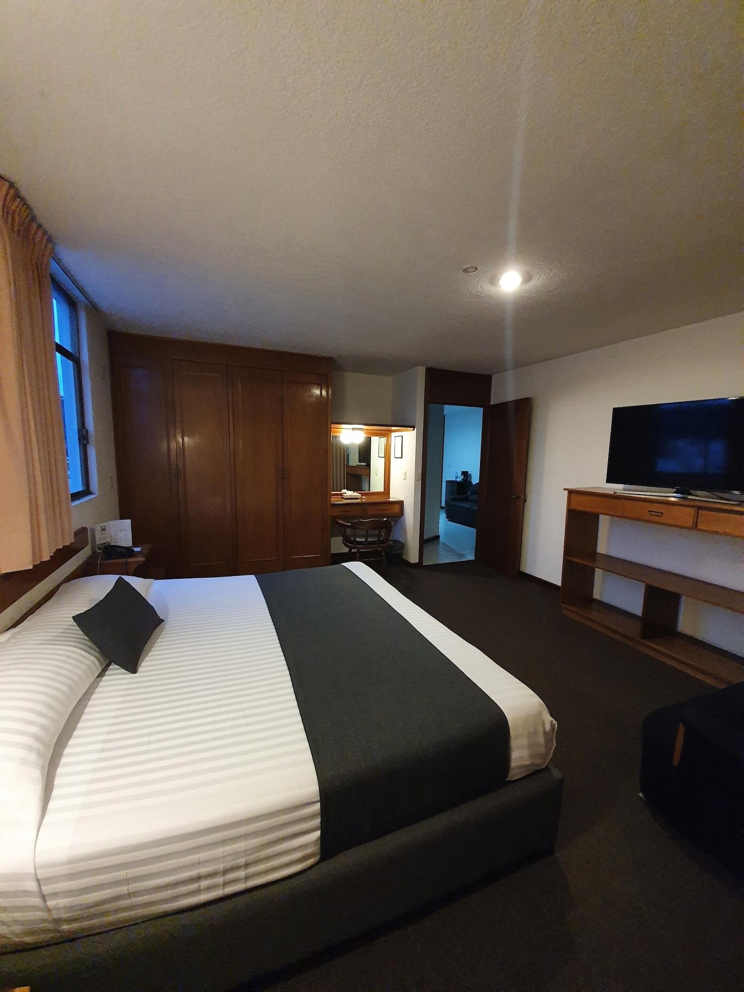 Estanza & Hotel